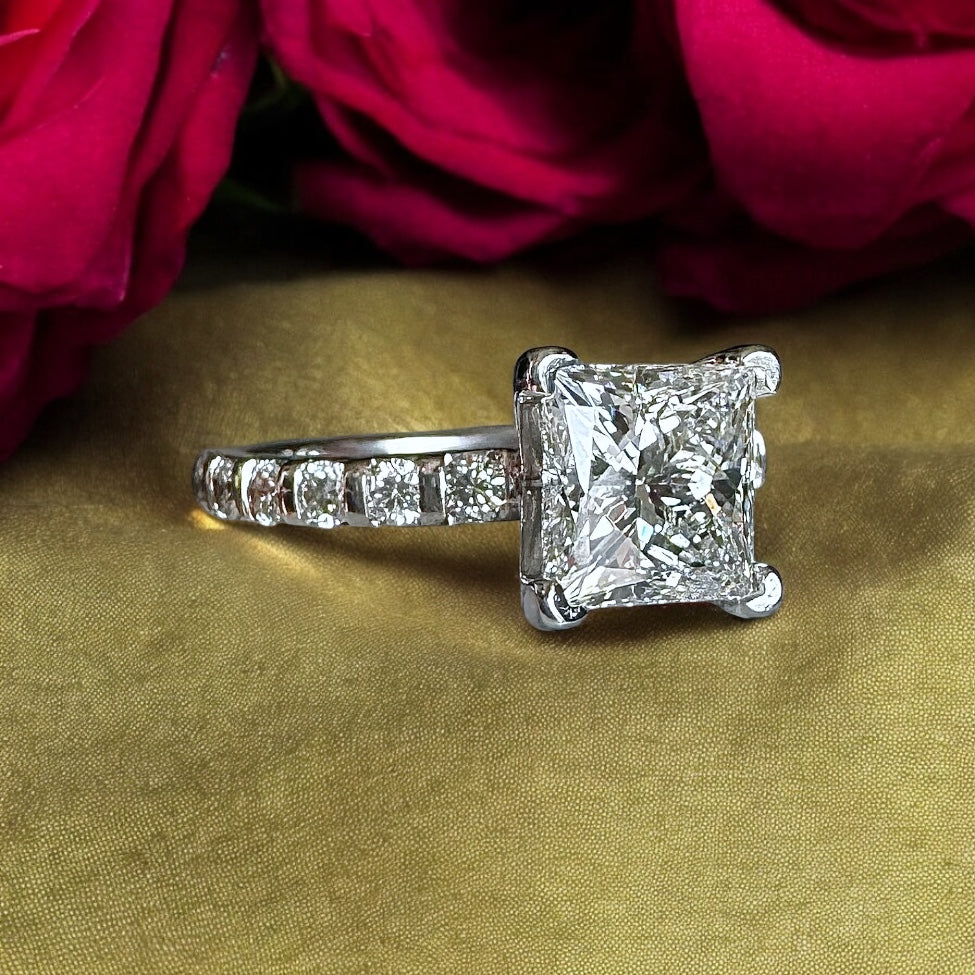 2.00ct Diamond. 2.50ct total ring.